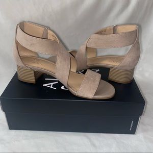 NWT Heeled Sandals